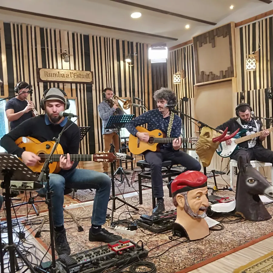 Els Delai · En el estudio